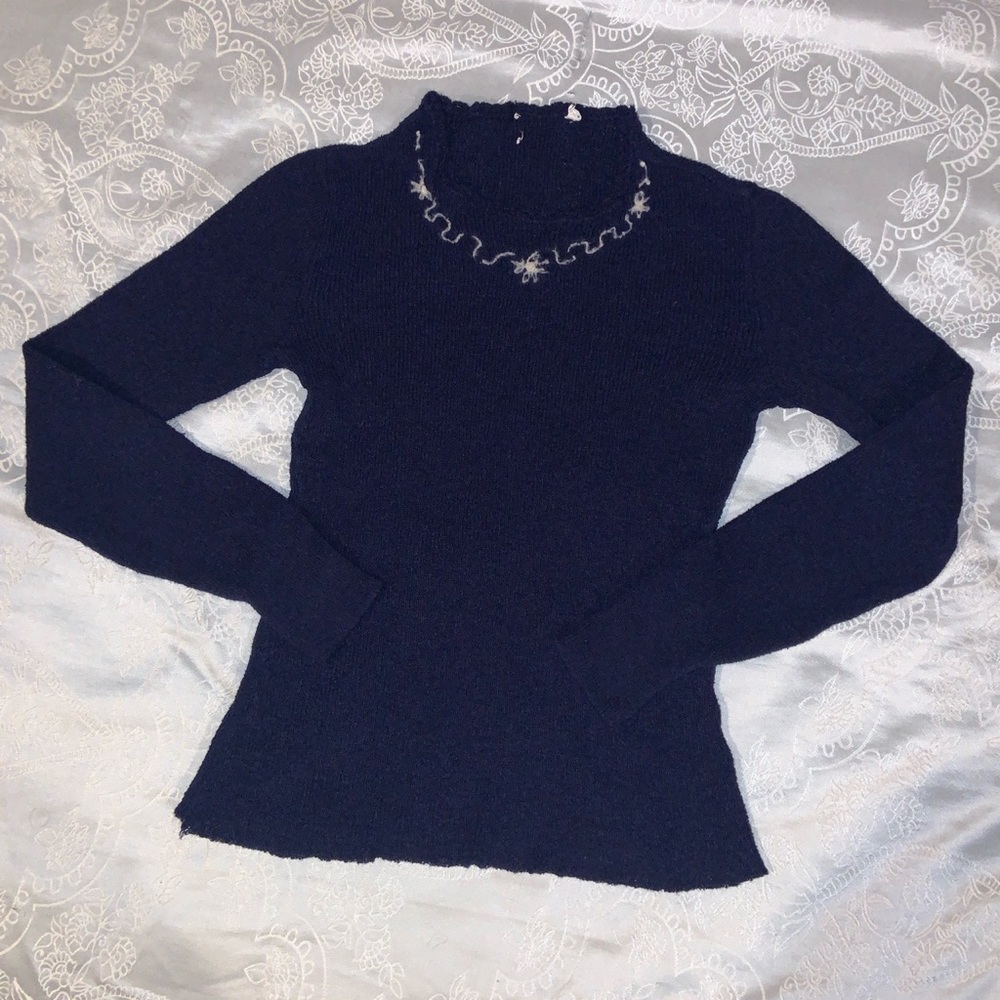 Vintage Floral Neckline Navy Sweater
